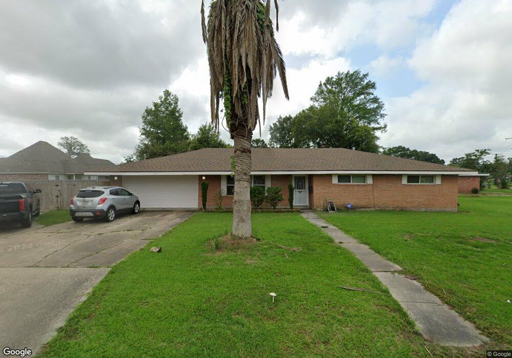 221 Oakwood Place, Lake Charles, LA 70605 - photo 1