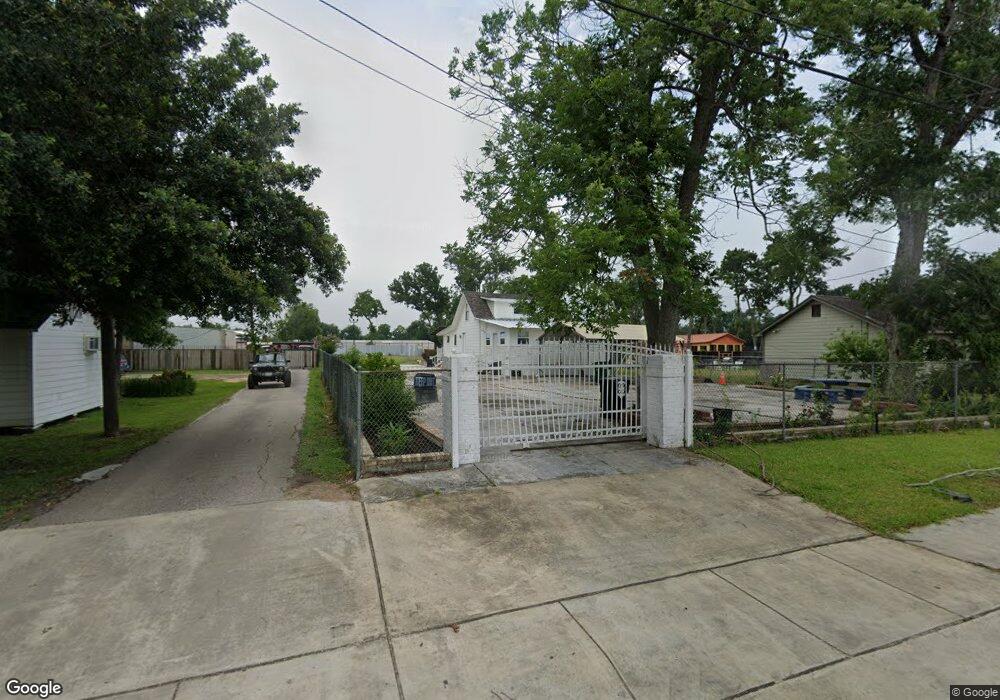 3130 Parker Rd, Houston, TX 77093 - photo 1