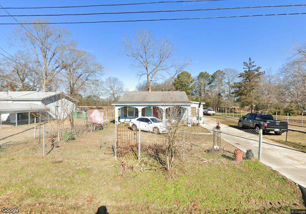 2110 Phillips Ln, Texarkana, TX 75501 - photo 1