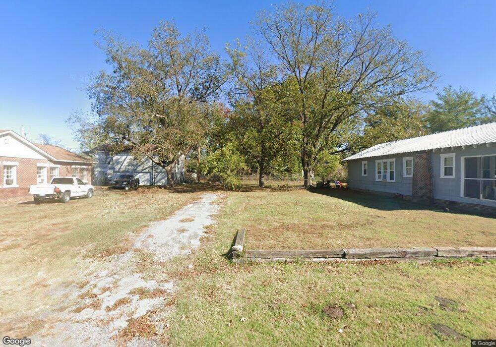 1011 N Oklahoma Ave, Okmulgee, OK 74447 - photo 1