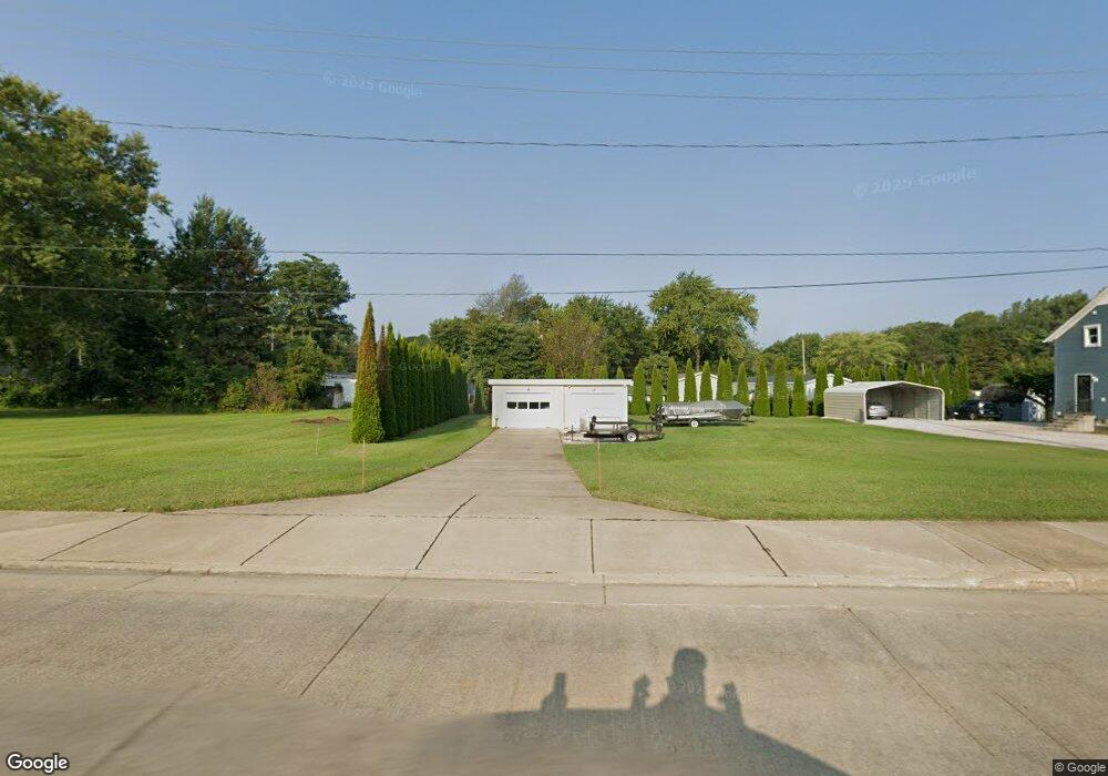 201 Parrish Rd, Conneaut, OH 44030 - photo 1