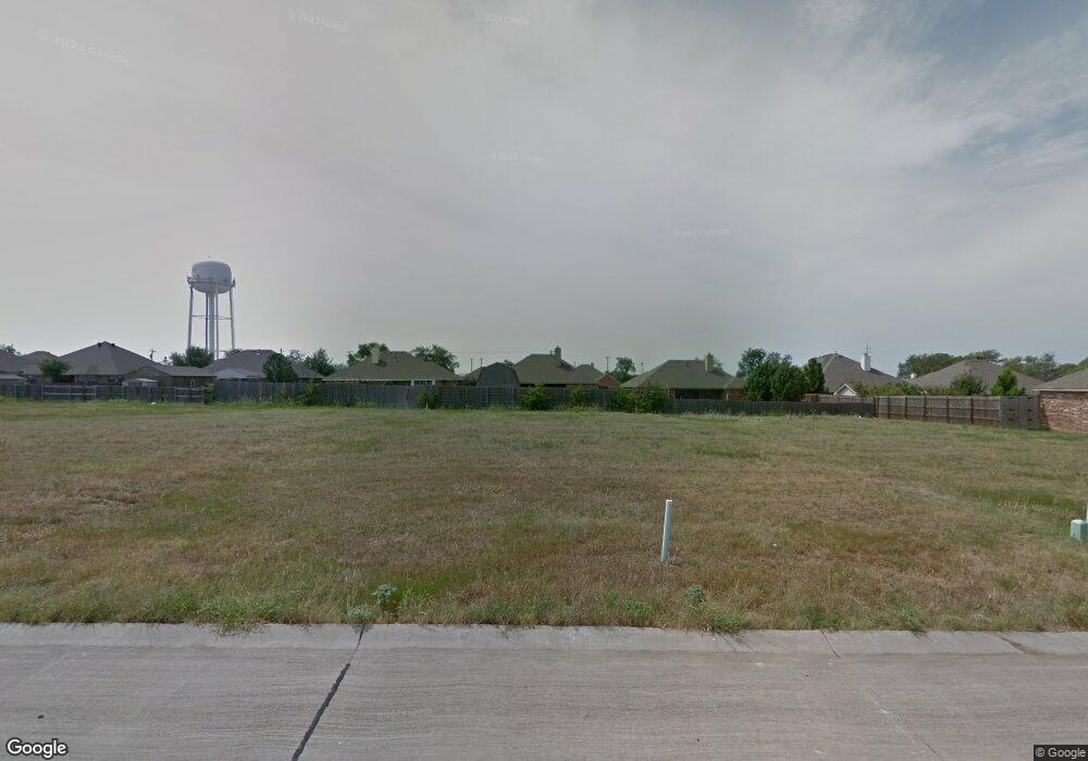 1112 Serendipity Cir, Sanger, TX 76266 - photo 1