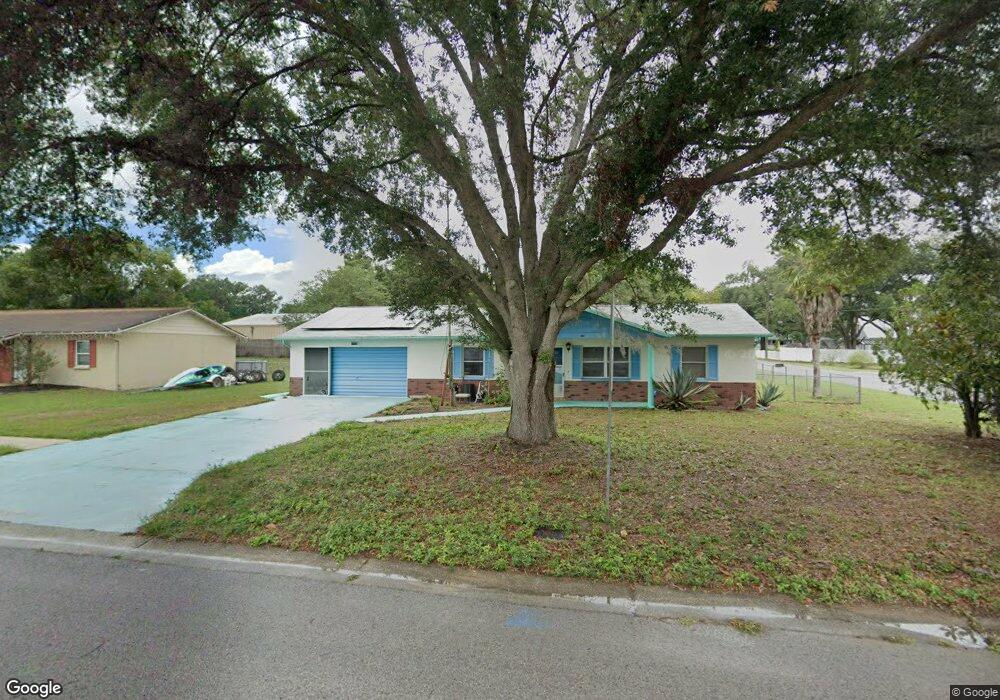 38719 Camden Ave, Zephyrhills, FL 33540 - photo 1