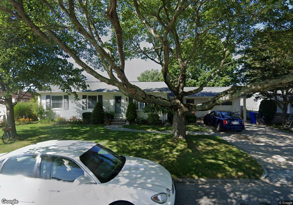 282 Burnside Ave, Riverside, RI 02915 - photo 1