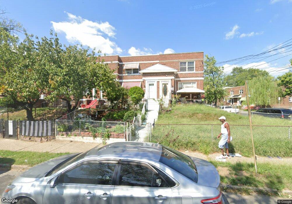 2267 Baird Blvd, Camden, NJ 08105 - photo 1