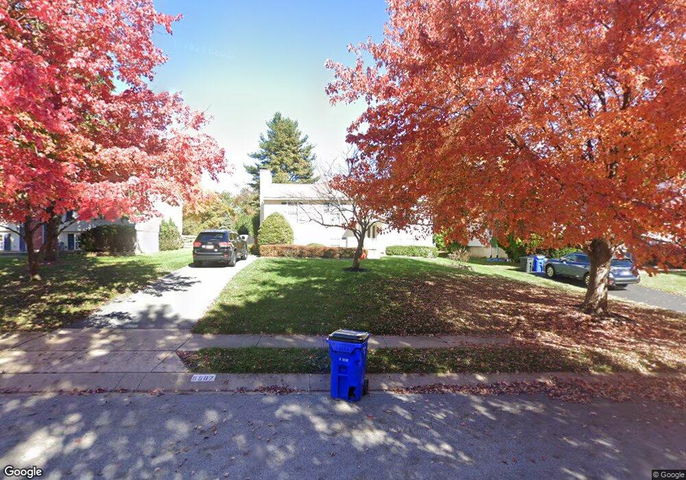 5587 Hunting Horn Dr, Ellicott City, MD 21043 - photo 1