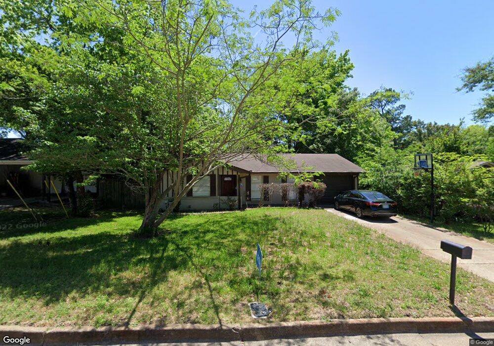 2729 Amy Ln, Tyler, TX 75701 - photo 1