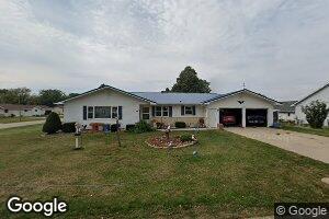 805 Iowa Dr, Manning, IA 51455