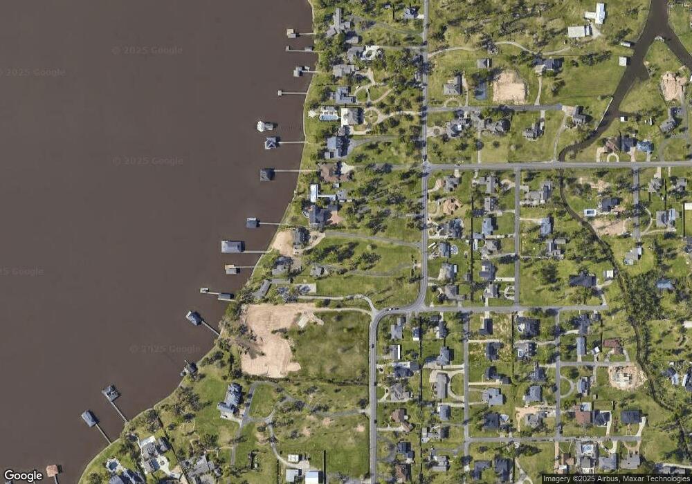 4334 W Prien Lake Rd, Lake Charles, LA 70605 - photo 1