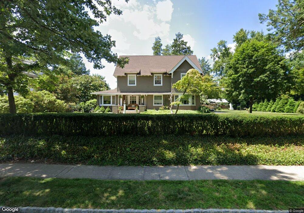 605 Watchung Rd, Bound Brook, NJ 08805 - photo 1