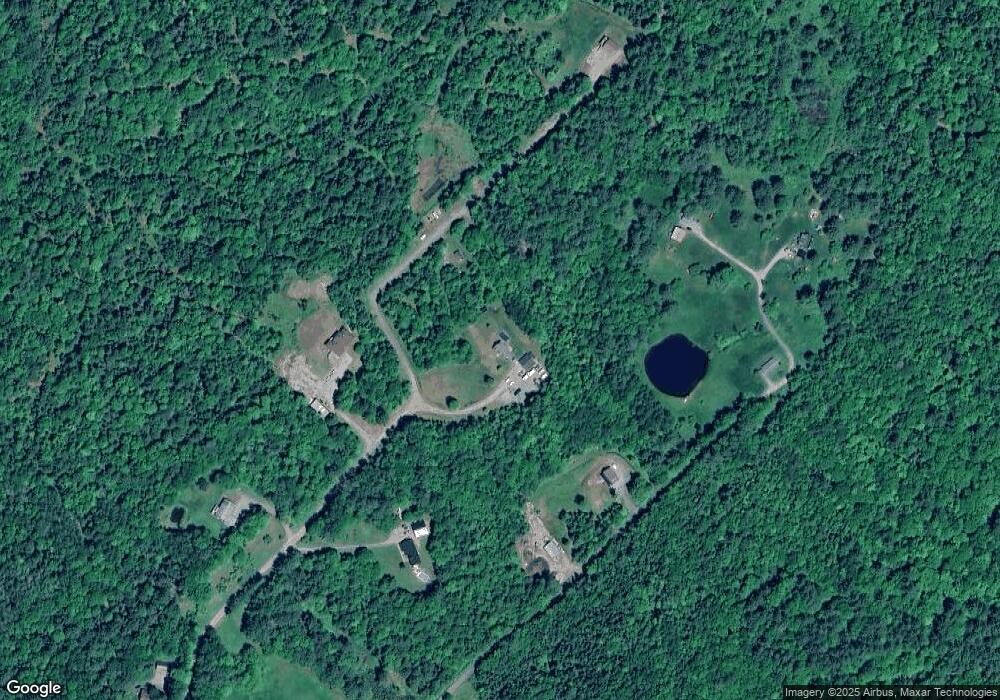 182 Pilgrim Dr, Littleton, NH 03561 - photo 1