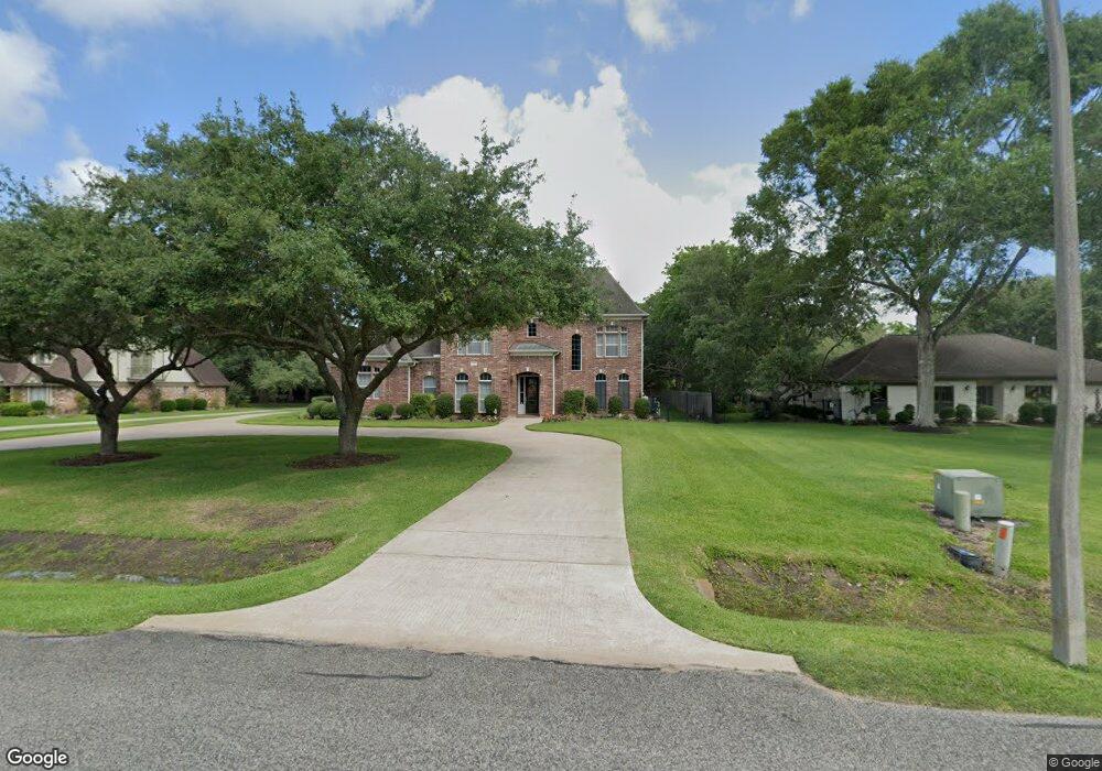 504 Oak Dr, Friendswood, TX 77546 - photo 1