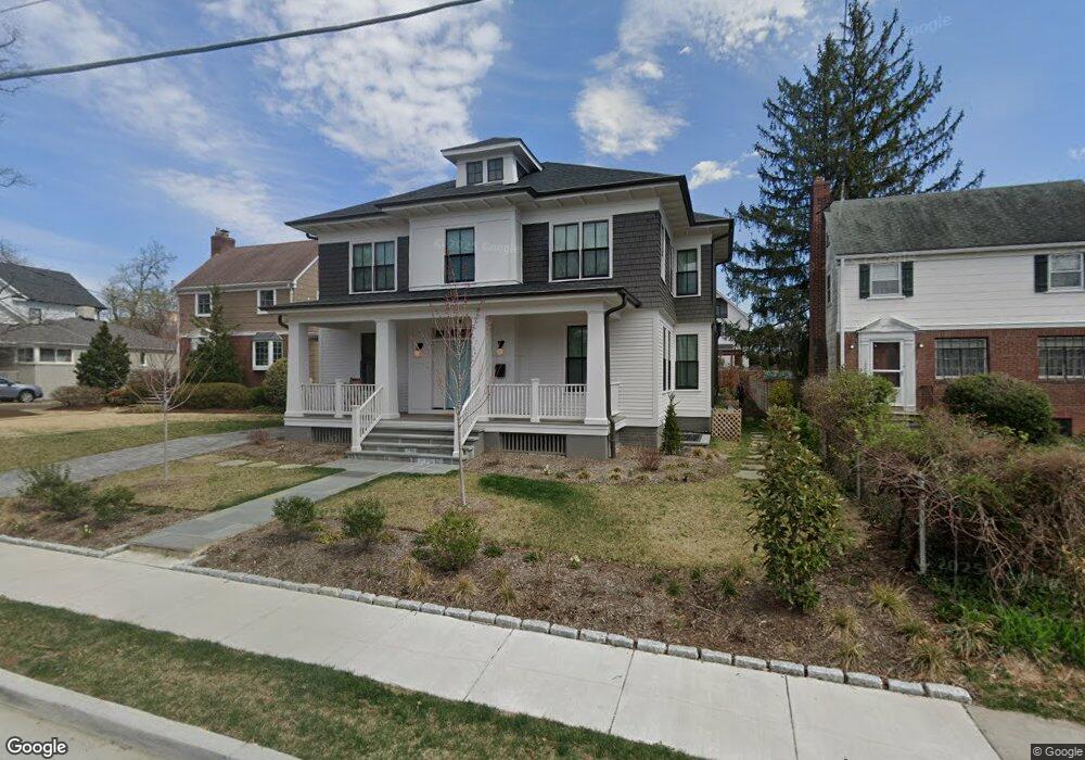 1215 N Stuart St, Arlington, VA 22201 - photo 1