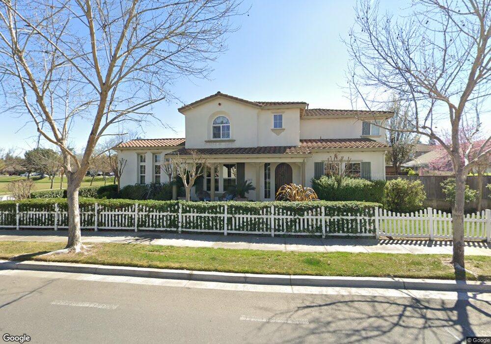 2411 W J St, Oakdale, CA 95361 - photo 1