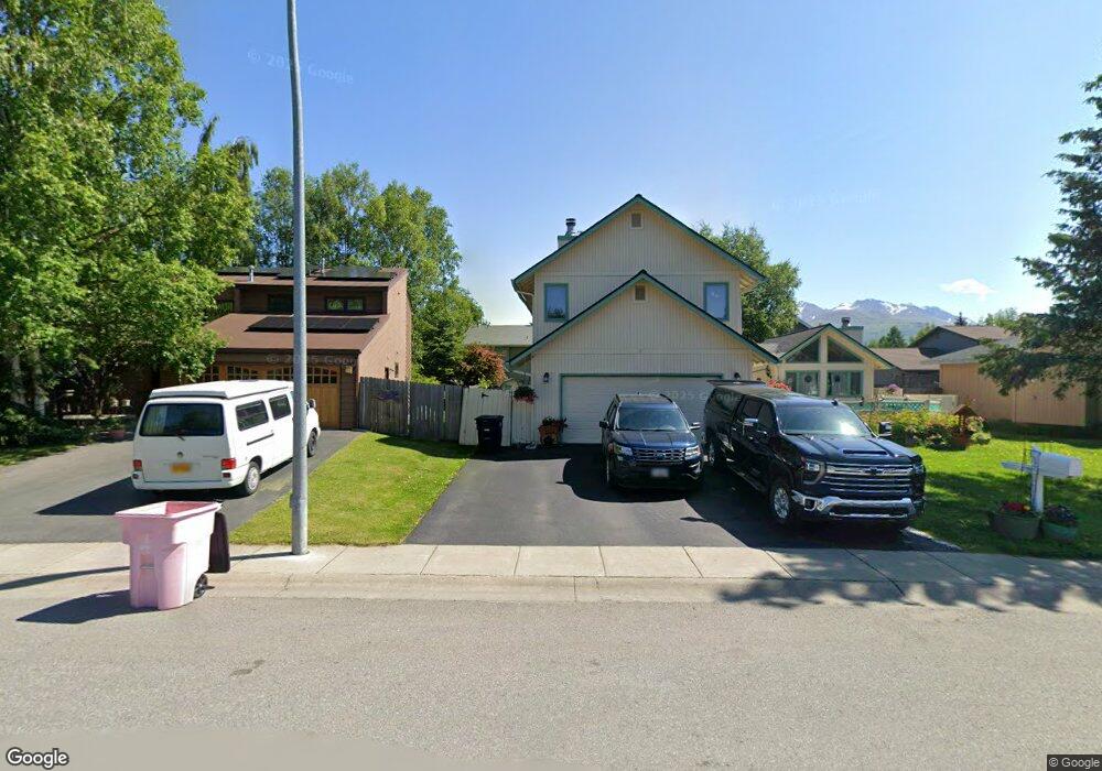 2431 Hastings Ln, Anchorage, AK 99504 - photo 1