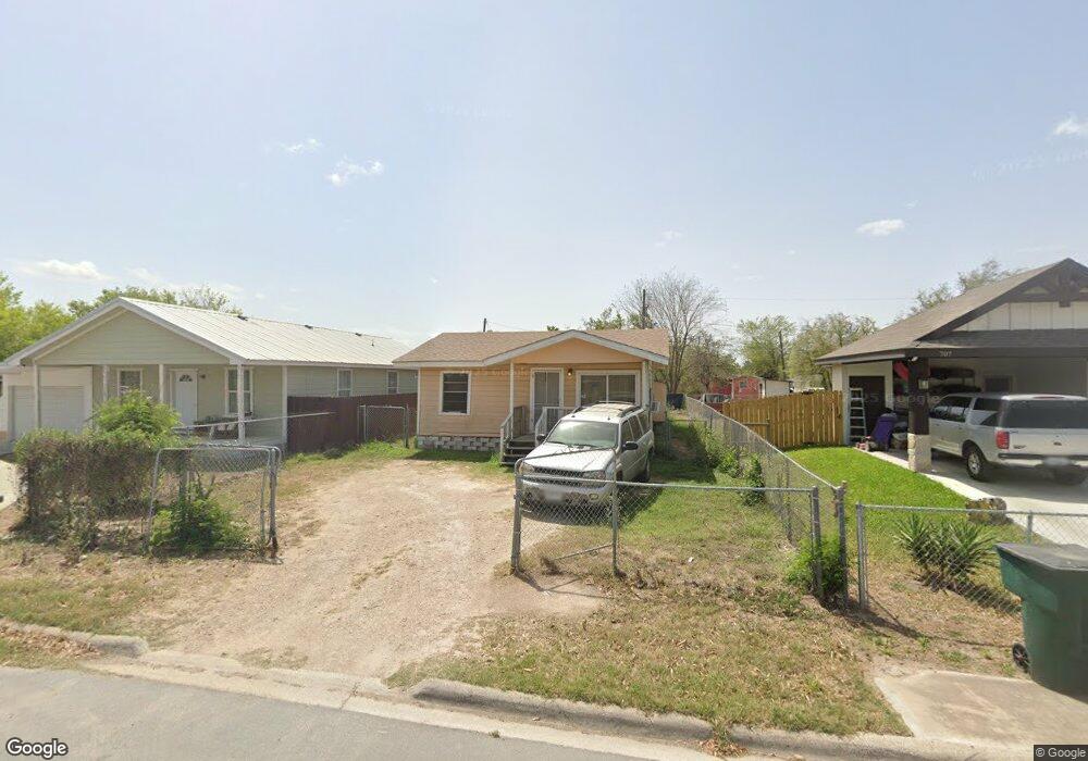 703 W Juarez Ave, Pharr, TX 78577 - photo 1