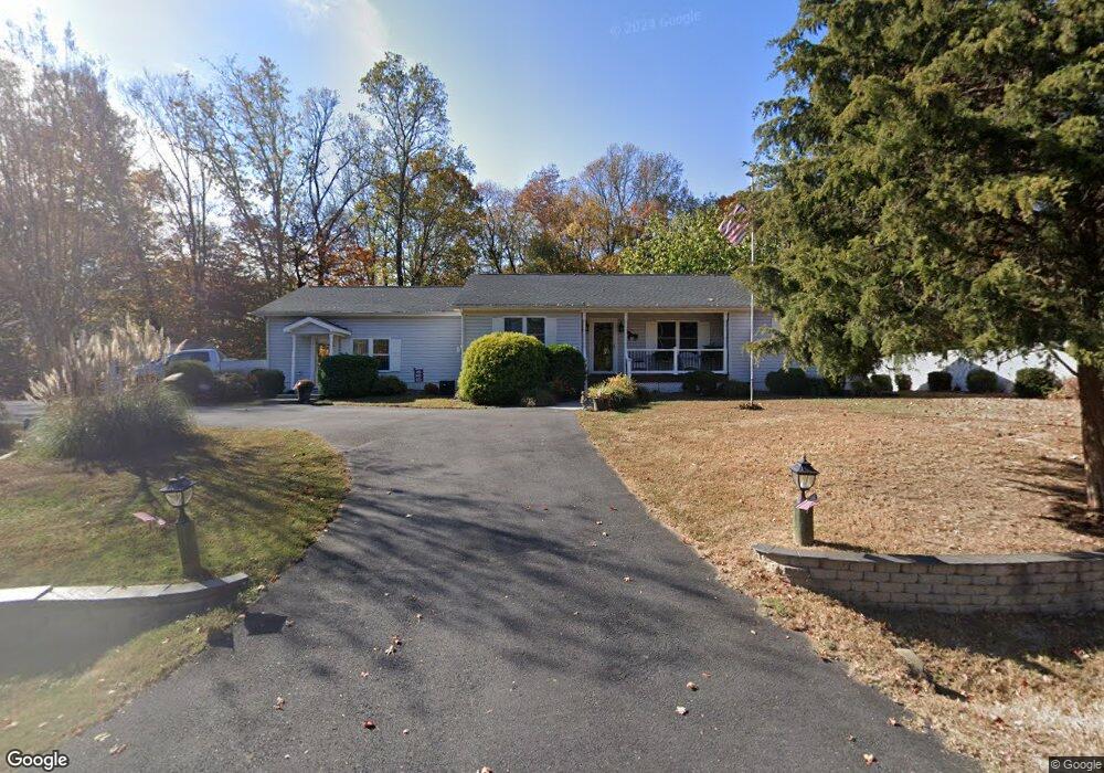 90 Bay Pointe Dr, Montross, VA 22520 - photo 1