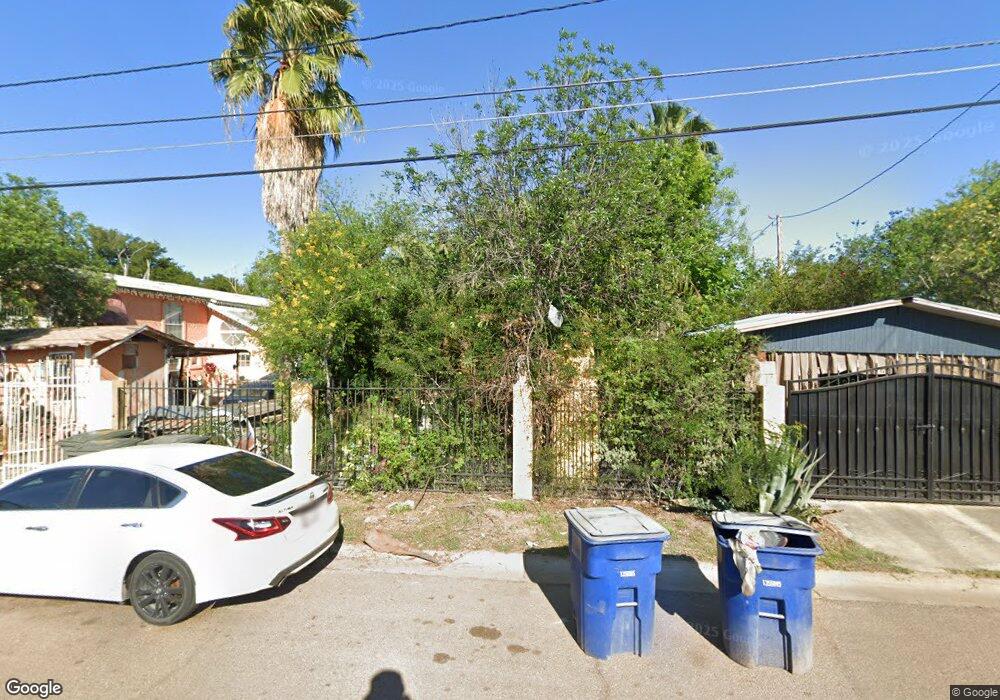 2501 Monterrey Ave, Laredo, TX 78040 - photo 1