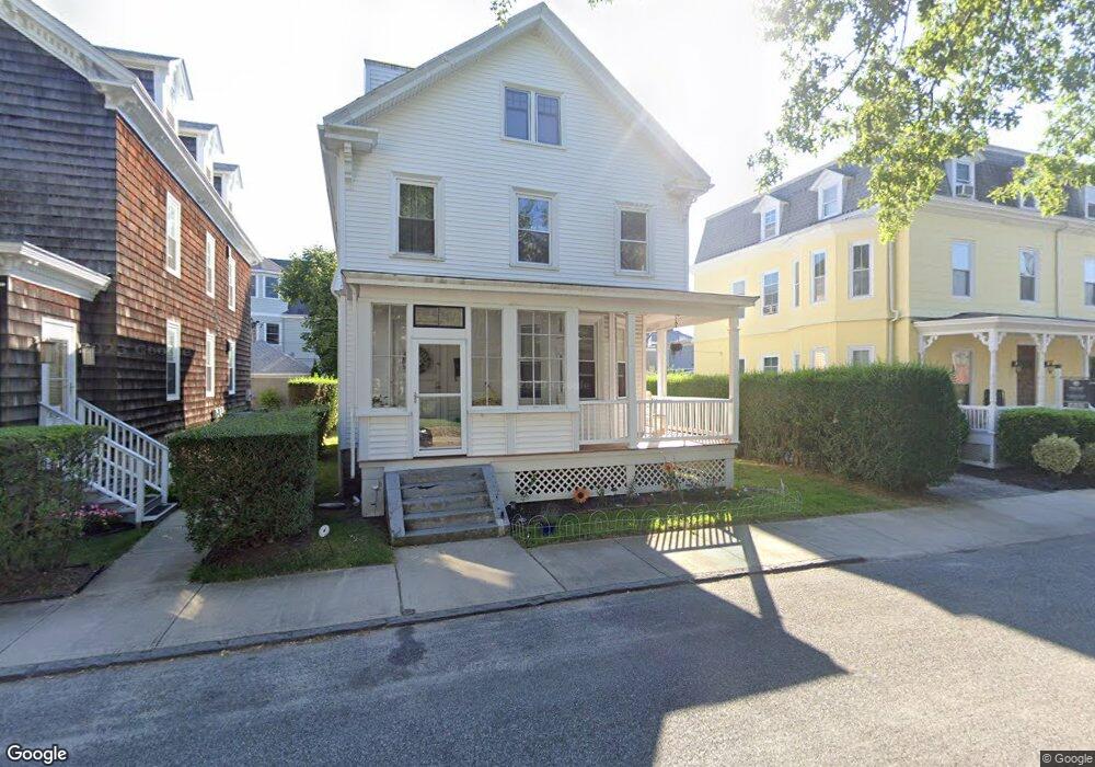 17 Rhode Island Ave, Newport, RI 02840 - photo 1