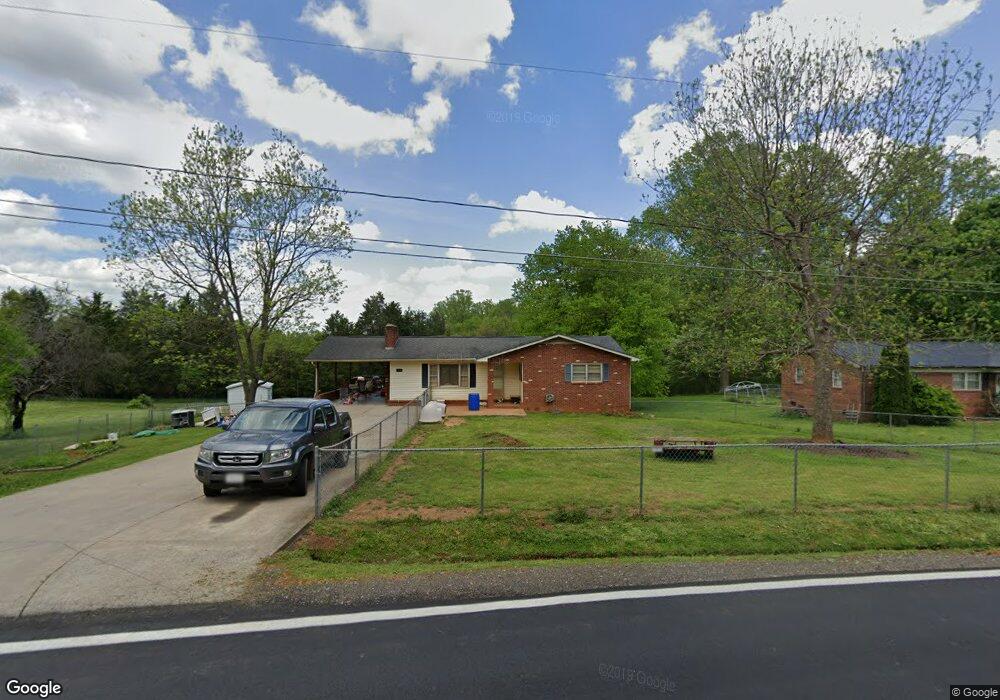 164 E Edison Dr, Statesville, NC 28625 - photo 1