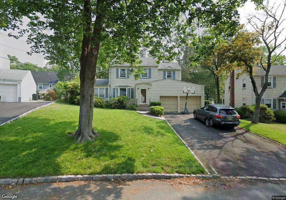 14 Yorktown Terrace, Livingston, NJ 07039 - photo 1