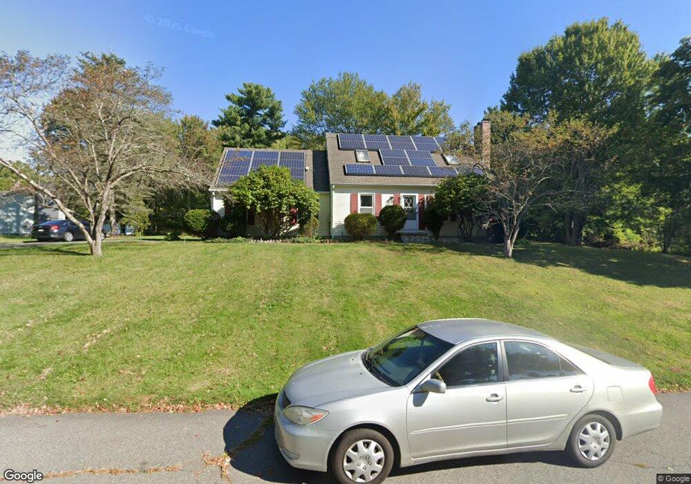 26 Hunters Hill Cir, Amherst, MA 01002 - photo 1