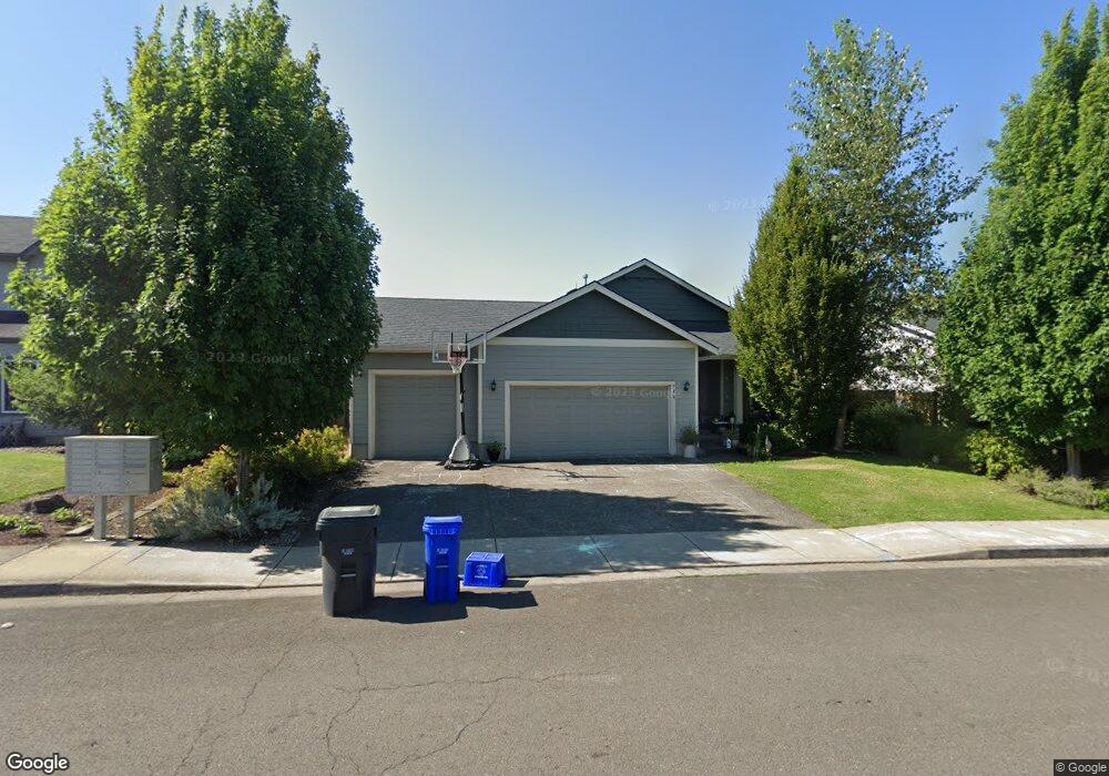 740 Burghardt Dr, Molalla, OR 97038 - photo 1