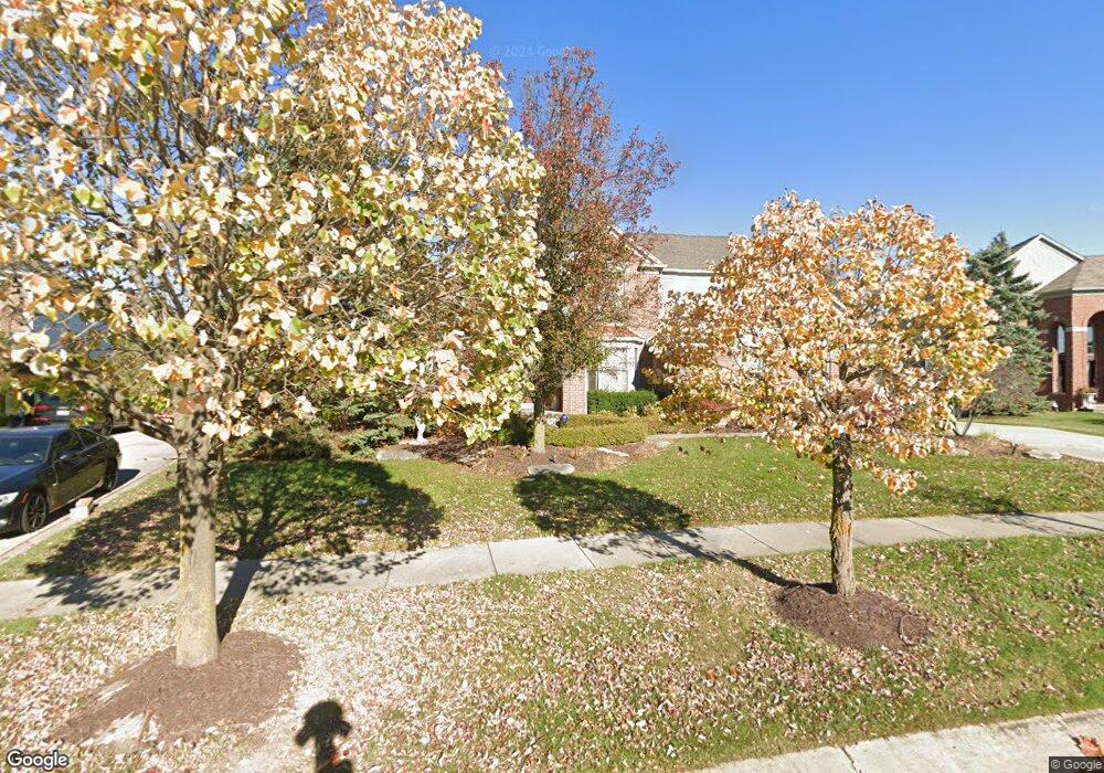 6830 Carrington Cir E, West Bloomfield, MI 48322 - photo 1