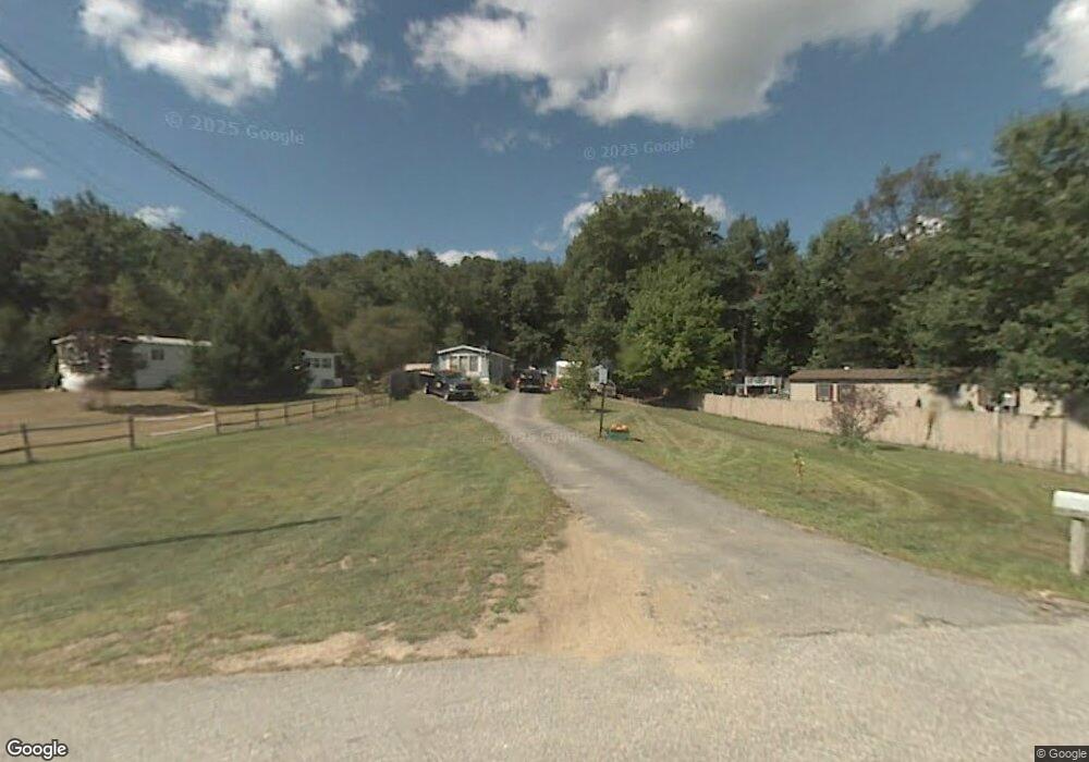 44 Scott Dr, Hampstead, NH 03841 - photo 1