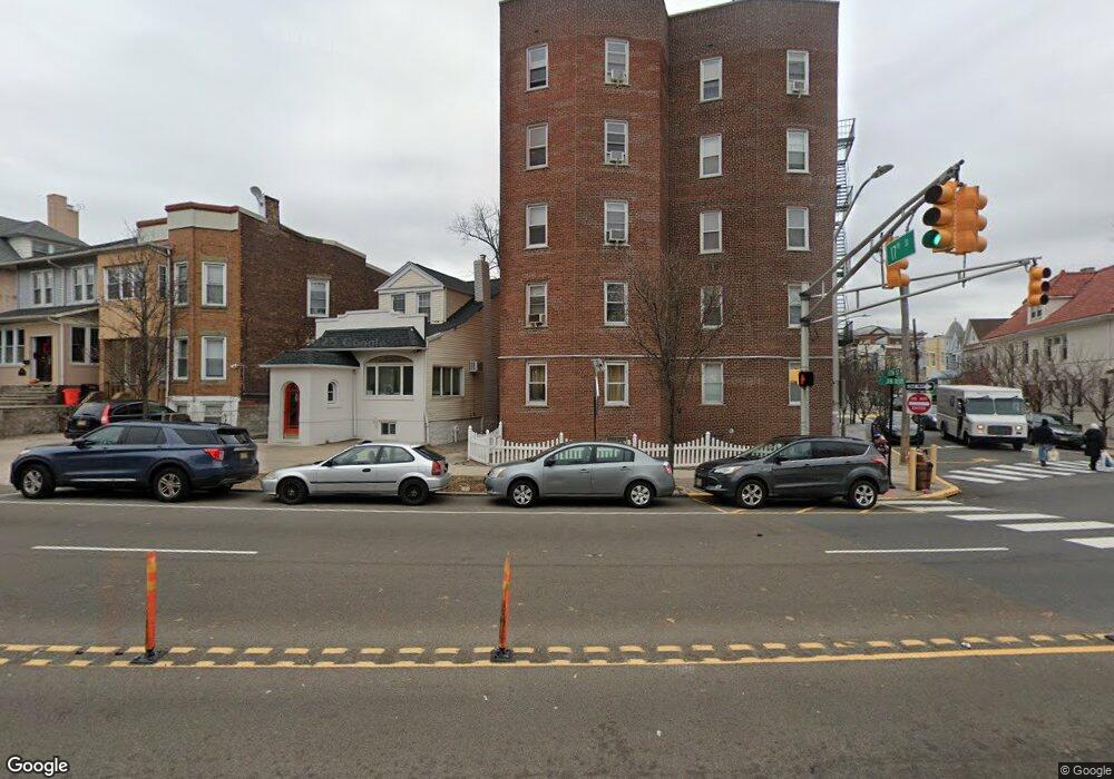 1702 John Fitzgerald Kennedy Blvd unit 4, Jersey City, NJ 07087 - photo 1