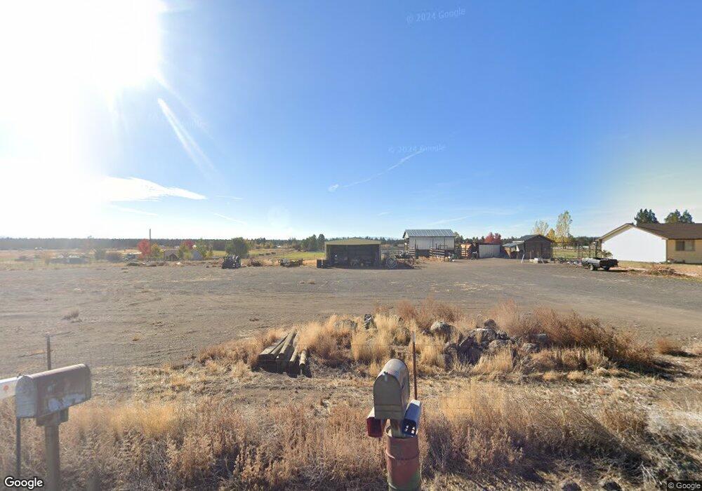 4990 SW Quarry Ave, Redmond, OR 97756 - photo 1