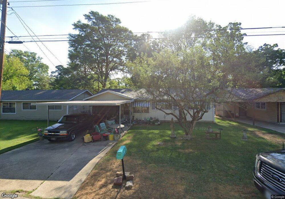 205 Shellwood Dr, Wake Village, TX 75501 - photo 1