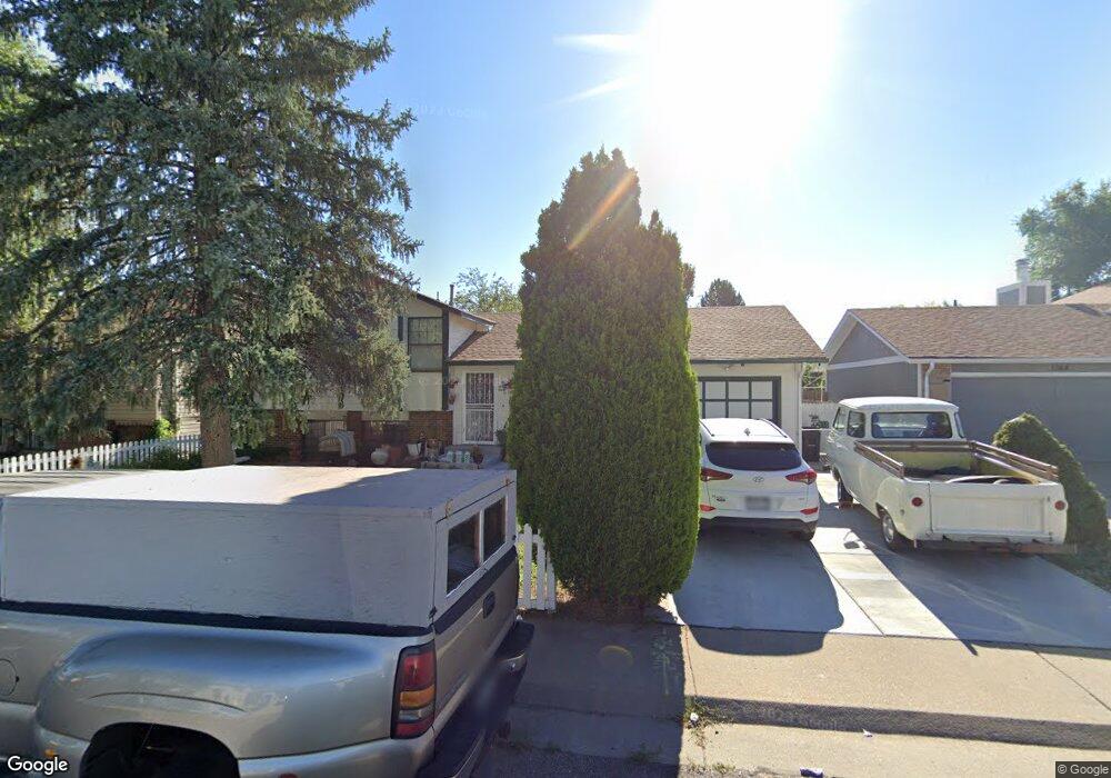 1174 Lewiston St, Aurora, CO 80011 - photo 1