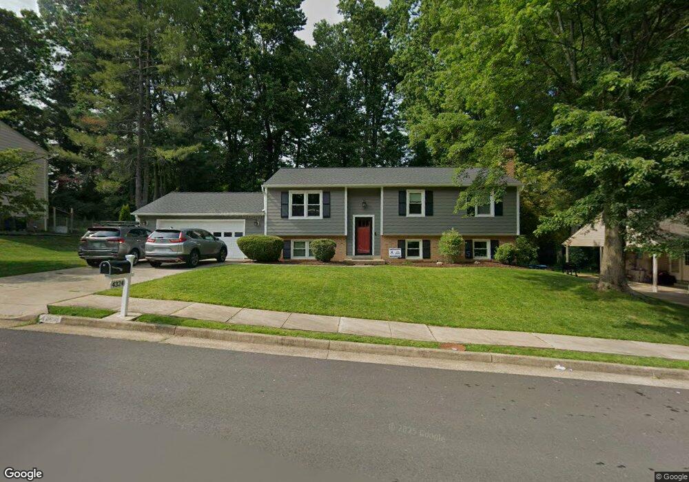 4324 Farm House Ln, Fairfax, VA 22032 - photo 1