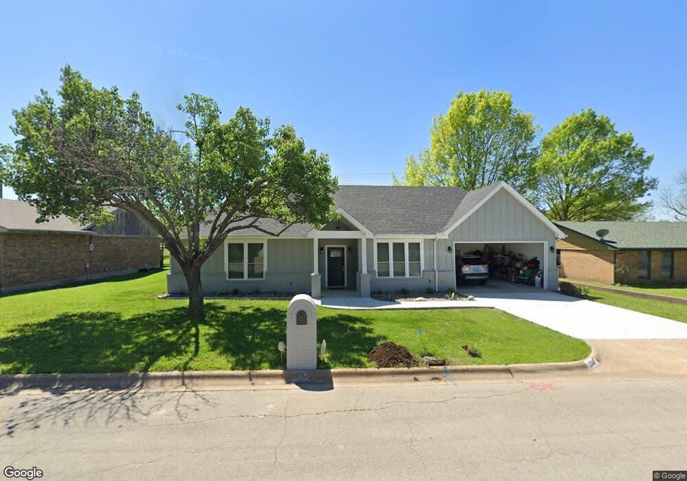 1209 Dirkson St, Weatherford, TX 76086 - photo 1