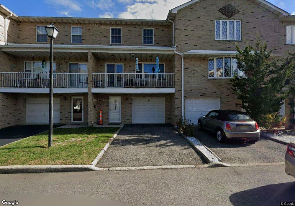 82 Salvatore Ct, Elmwood Park, NJ 07407 - photo 1