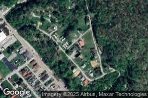 52 Maple Dr, Sylvester, WV 25193