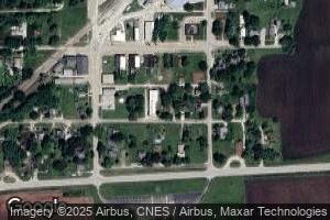 110 E Maple St, Roberts, IL 60962