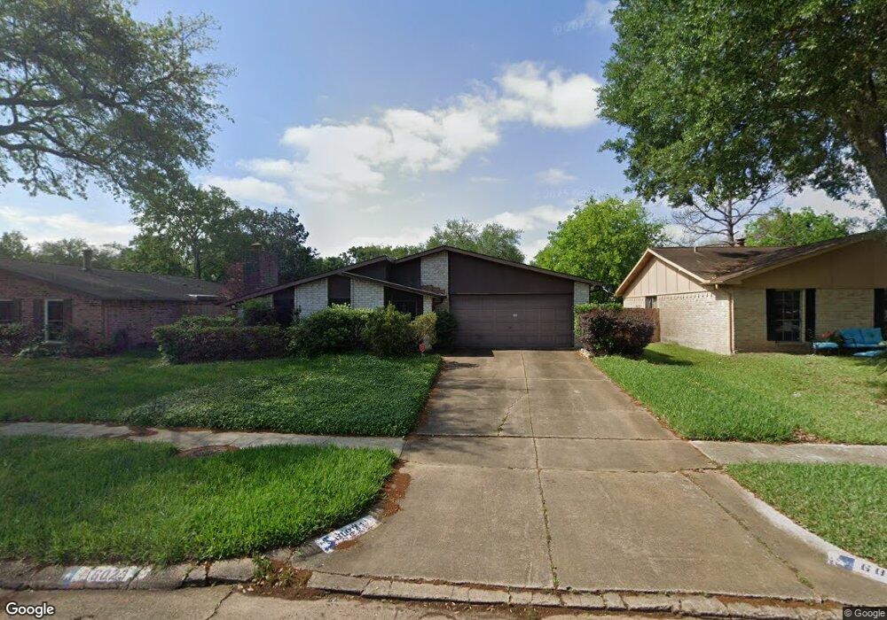 6023 Irish Hill Dr, Houston, TX 77053 - photo 1