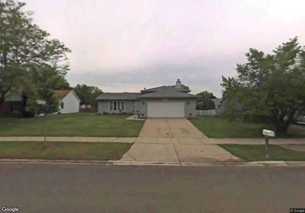 2316 Modaff Rd, Naperville, IL 60565 - photo 1