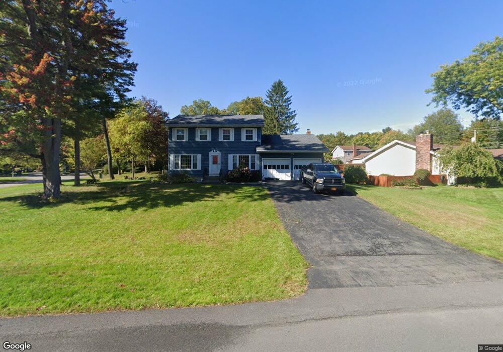 869 Huntingdon Dr, Schenectady, NY 12309 - photo 1