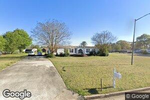 100 Shamrock Cir, Byron, GA 31008