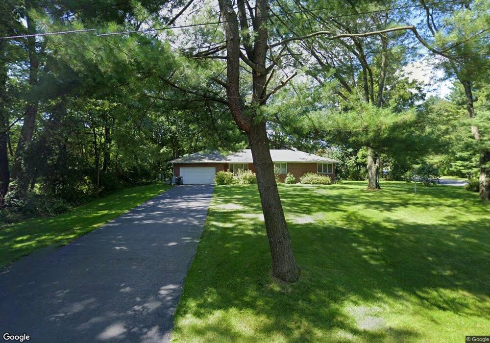 699 St Davids Ln, Schenectady, NY 12309 - photo 1