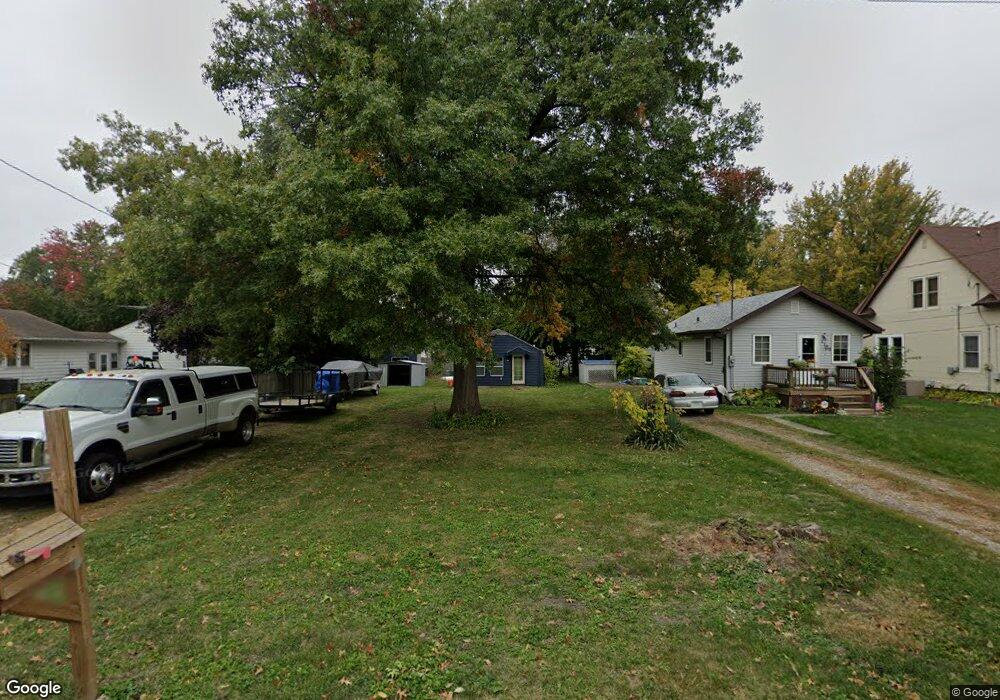 1125 W 7th St S, Newton, IA 50208 - photo 1