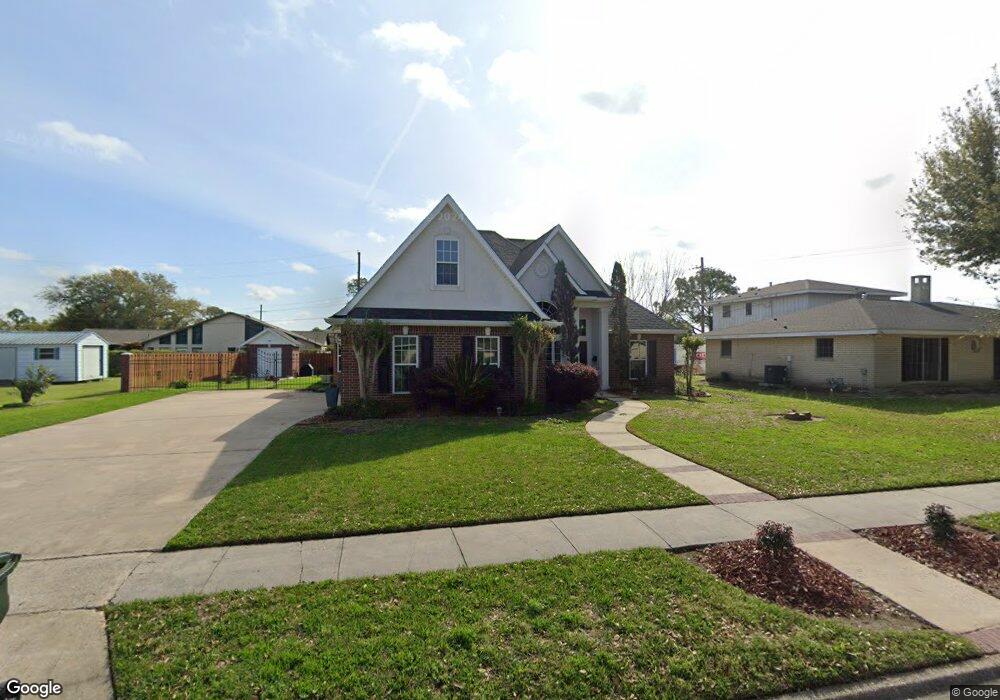3027 General Pershing Dr, Lake Charles, LA 70615 - photo 1