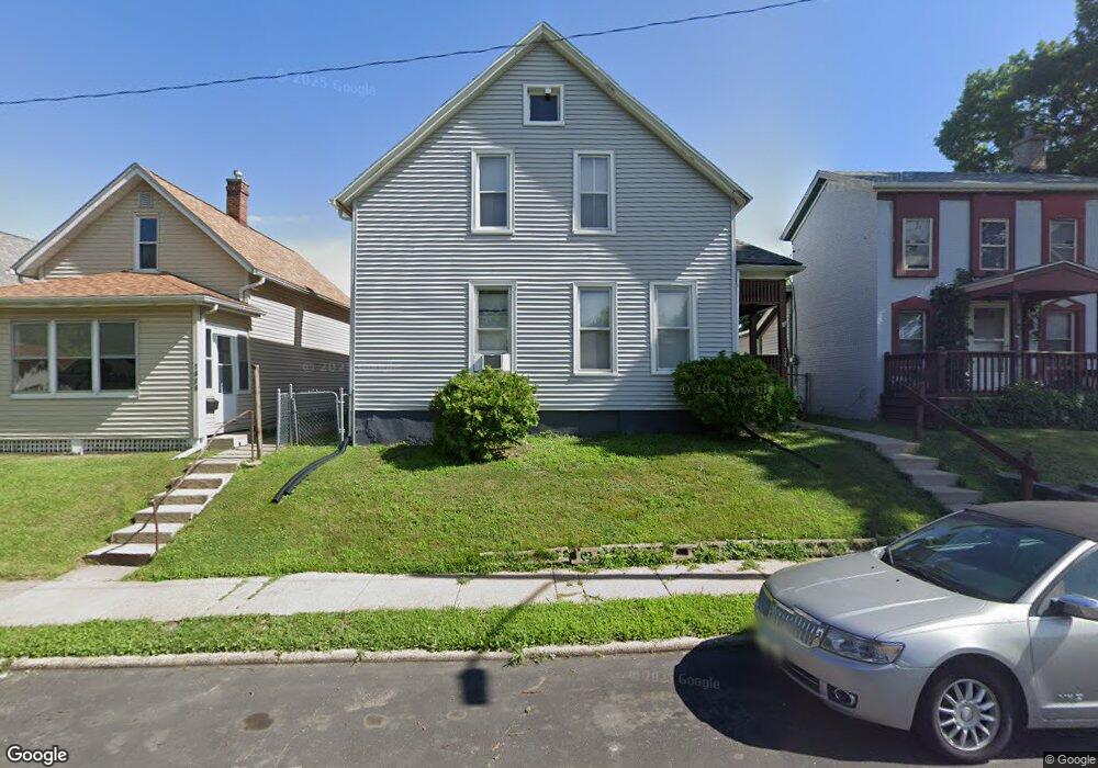 1624 W 13th St, Davenport, IA 52804 - photo 1