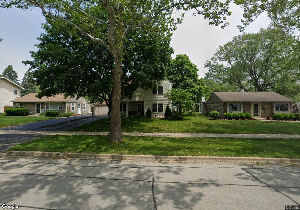 3706 Meadow Dr, Rolling Meadows, IL 60008 - photo 1