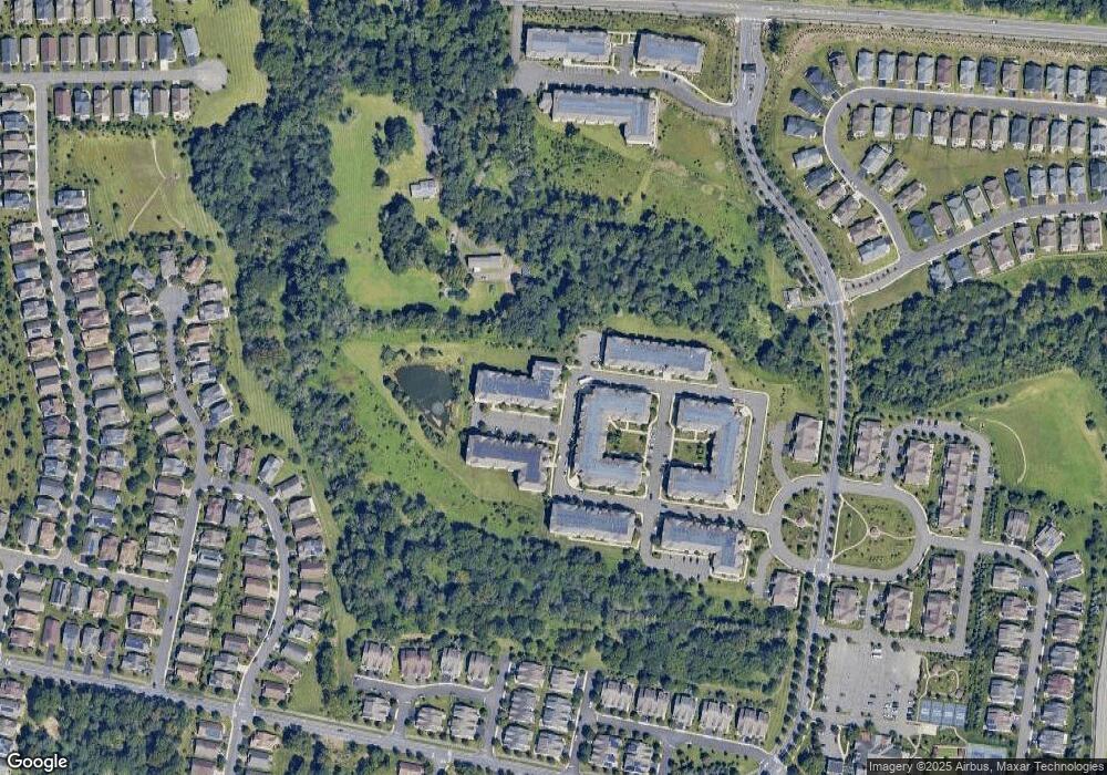 4309 Enclave Cir unit 14309, Somerset, NJ 08873 - photo 1