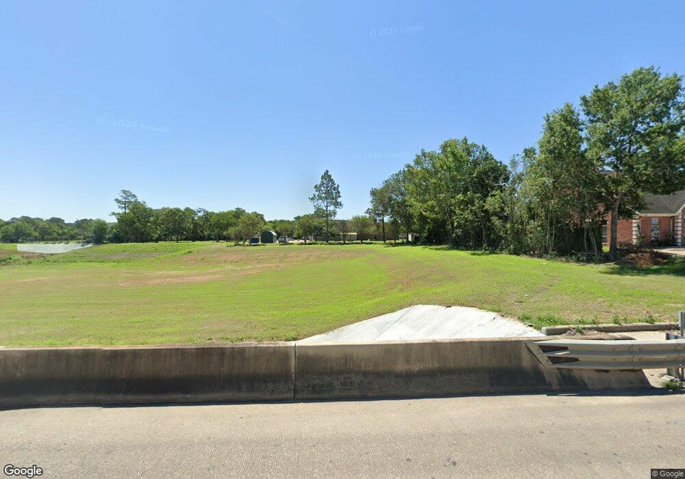 201 E Edgewood Dr, Friendswood, TX 77546 - photo 1