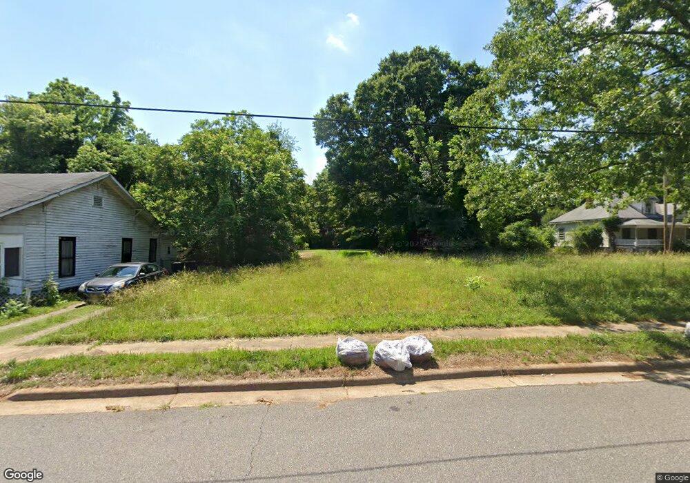 928 Caldwell St, Statesville, NC 28677 - photo 1